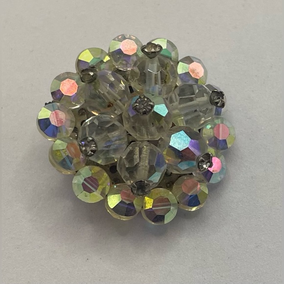 Vintage Aurora Borealis Faceted Crystal Brooch Pin - Picture 6 of 6